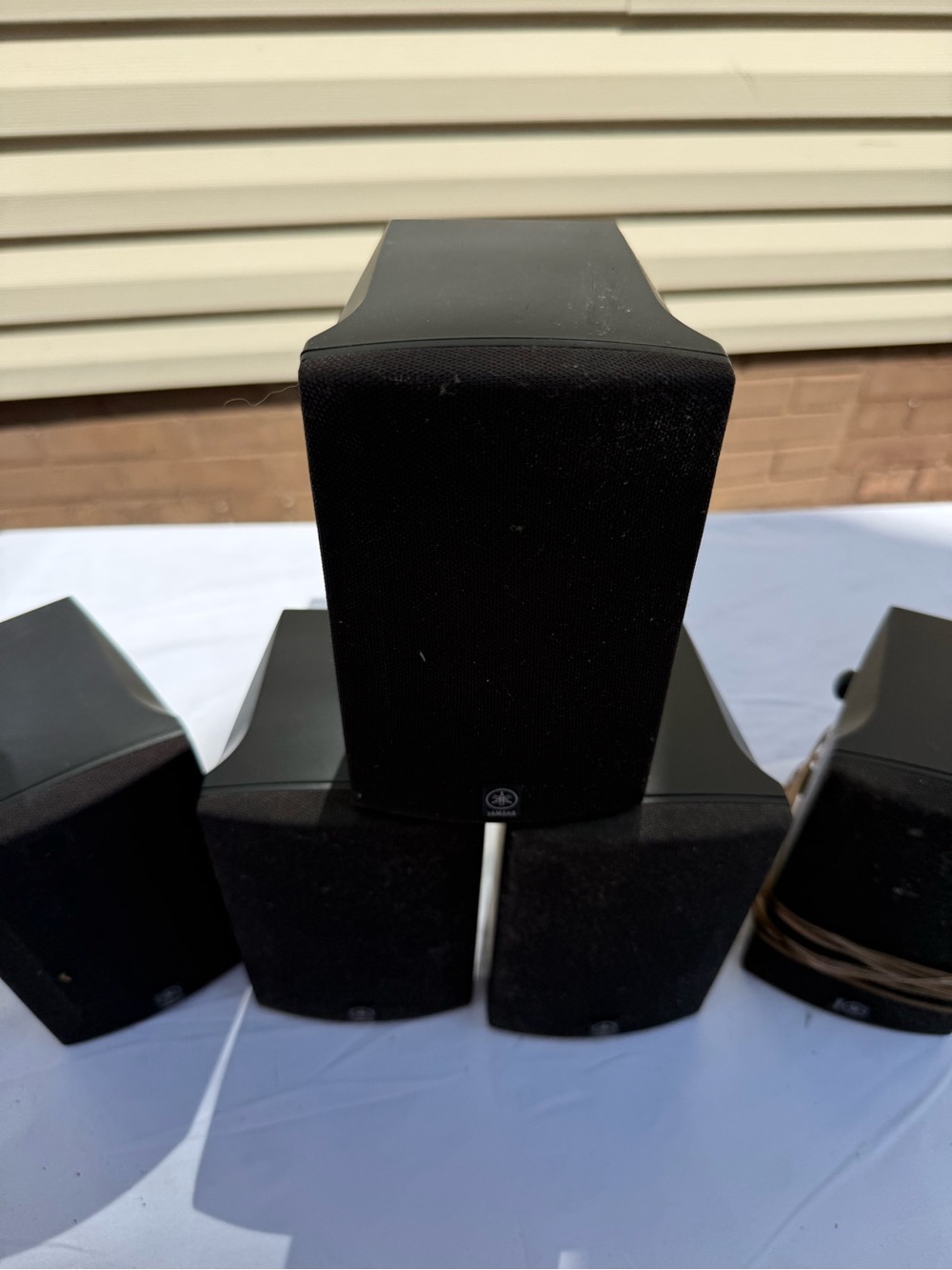 Yamaha Black Satellite Speaker Set (5 Pieces)